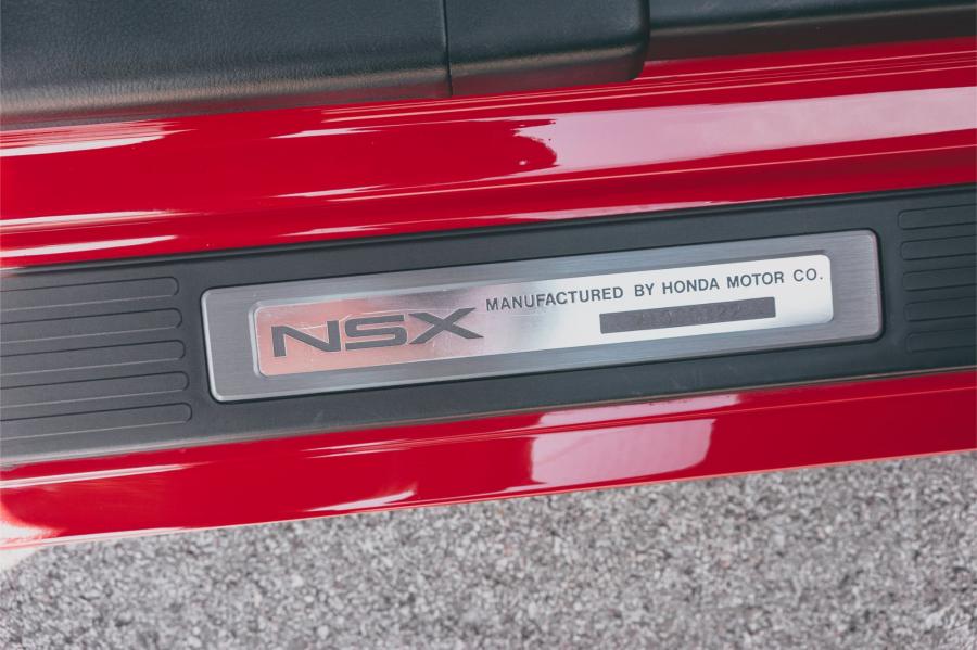 Логотип Acura NSX 1991 года  (фото 43 из 61)